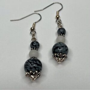 HAND CRAFTED EARRINGS Snowflake Obsidian & Snow Quartz Beaded Dangle Drop NWT